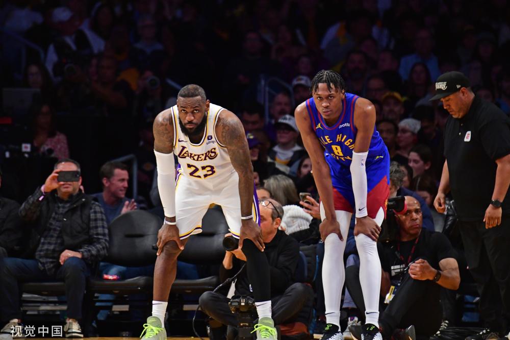 在当前前锋 在当前前锋