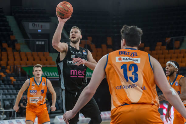 在一些实例 在一些实例